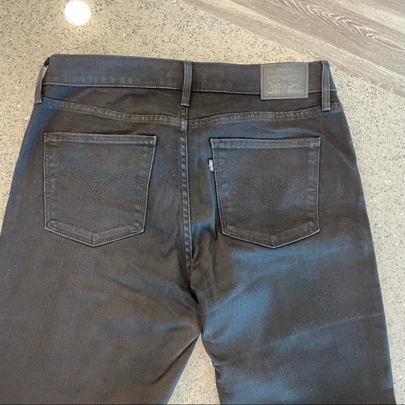 LEVIS - Picture 4 of 9